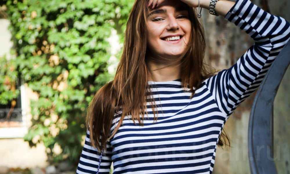 Russian sailor stripped shirt woman fashion wear