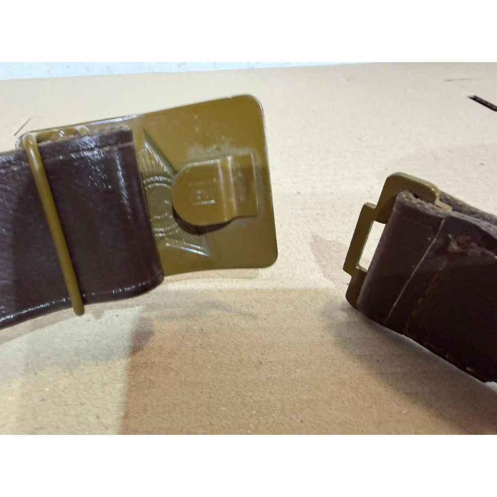 Soviet Army belt buckle locking system used during the Afghan War and Cold War