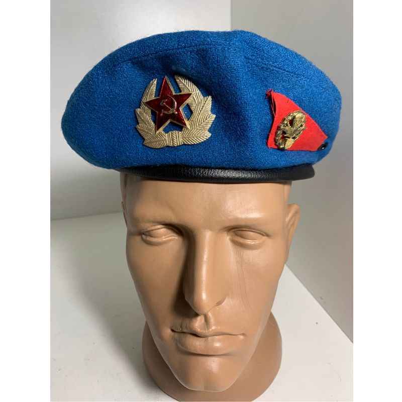 Blue VDV airborne beret shown from the front, with a gold wreath star badge and a side insignia.