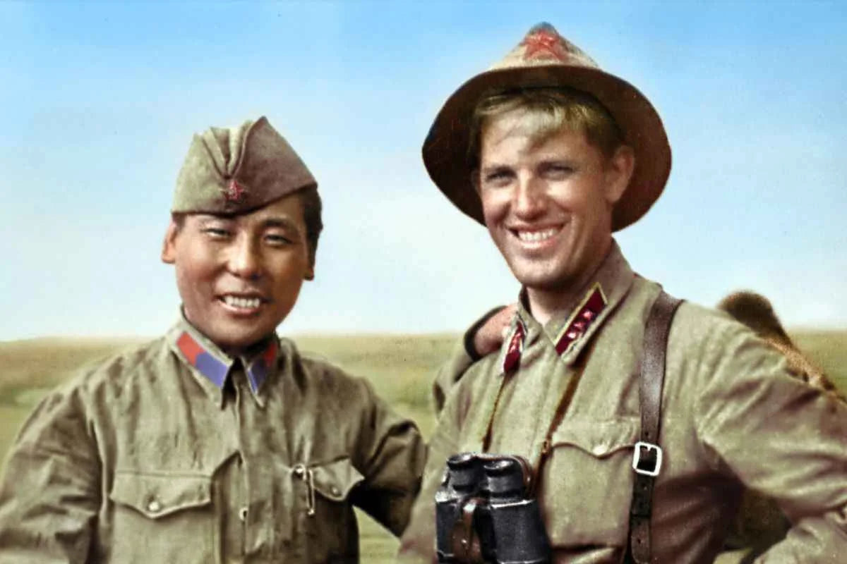 Soviet Red Army soldiers wearing the RKKA M1938 Panama Hat during the Khalkhin Gol campaign in 1939