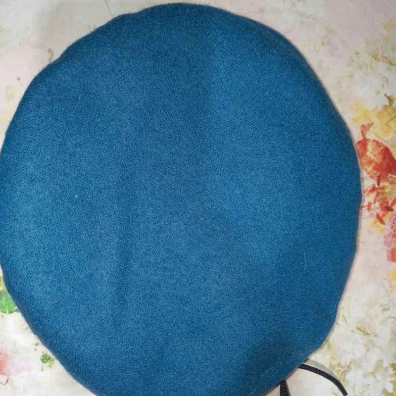Back view of original Soviet VDV blue wool beret